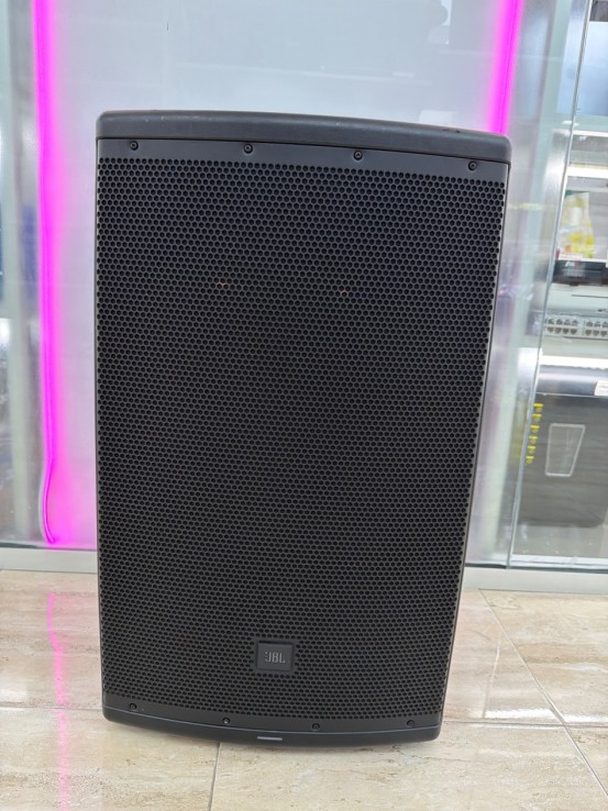 8-8-73188-1-Sonido JBL EON615 - Altavoz Activo