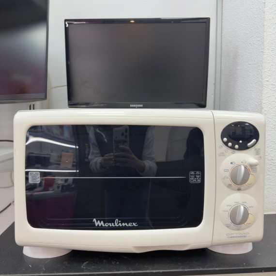 7-7-87199-1-Microondas Moulinex AET4