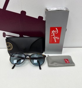 8-8-76213-1-Gafas De Sol Señora Rayban 2197 ELLIOT 