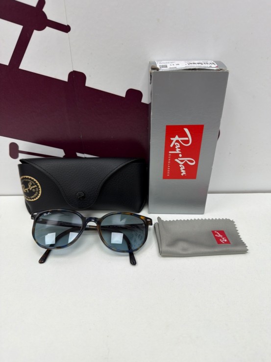 8-8-76213-1-Gafas De Sol Señora Rayban 2197 ELLIOT 