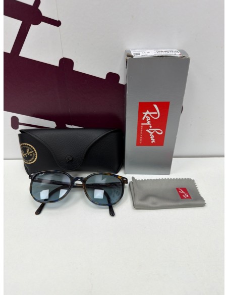 8-8-76213-1-Gafas De Sol Señora Rayban 2197 ELLIOT 