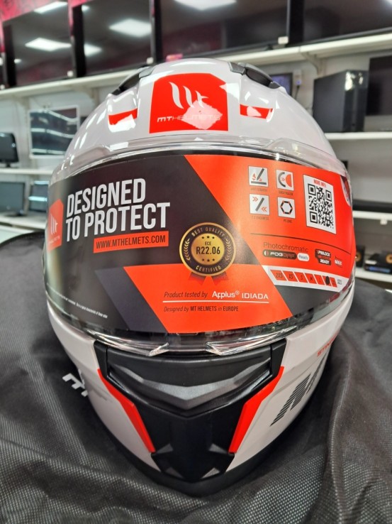 9-6-168979-2-Casco Integral MT Stinger T XL