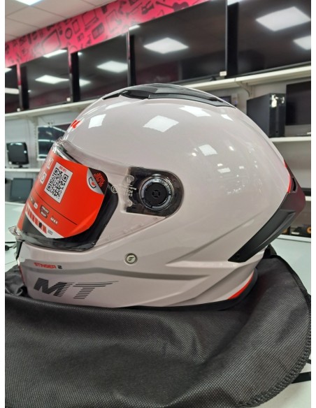 9-6-168853-1-Casco Integral MT Stinger (sin uso) talla L
