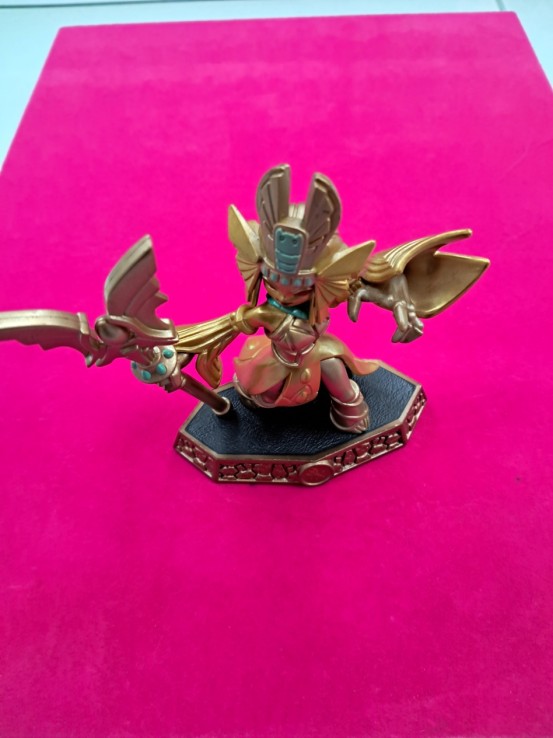 6-6-169038-1-Accesorio Nintendo Wii Skylander Golden Queen