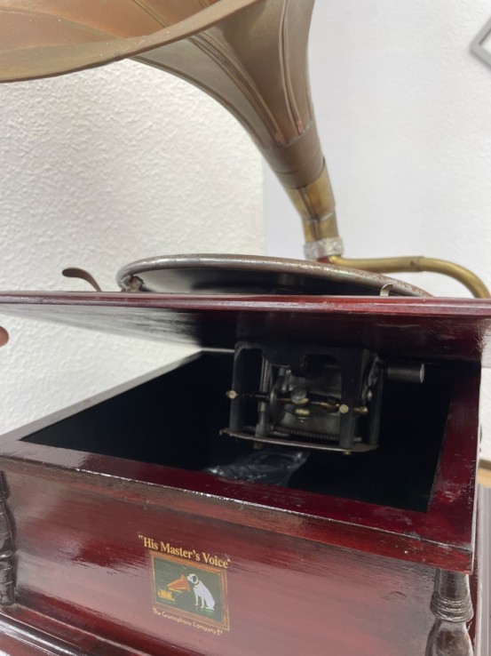 1-1-269399-6-Hogar y complementos Gramofono The Masters Voice