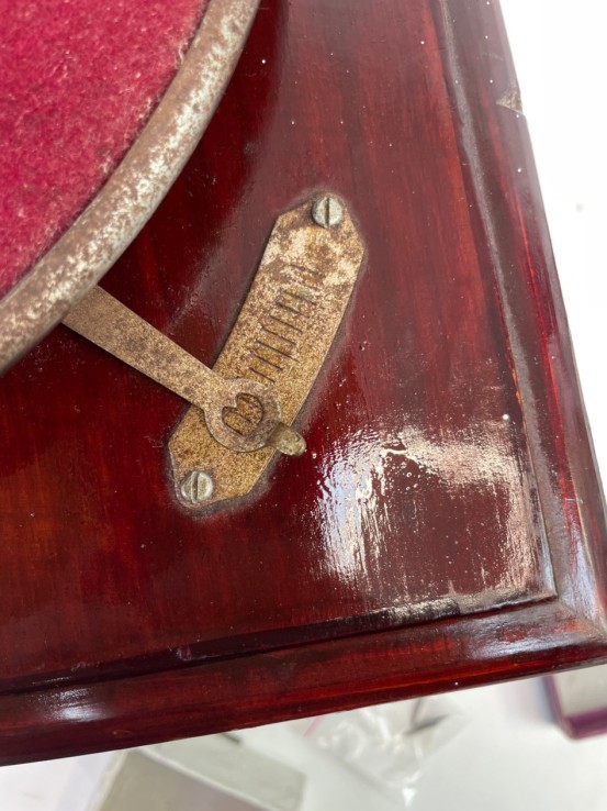 1-1-269399-8-Hogar y complementos Gramofono The Masters Voice