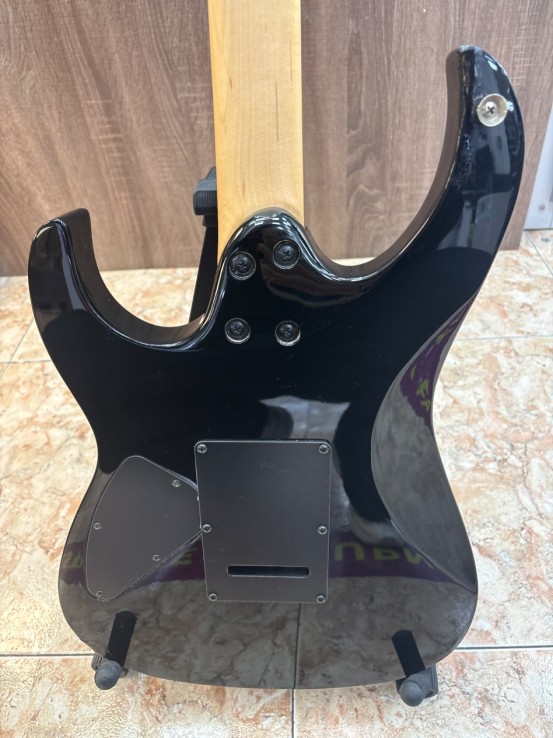 1-1-272649-5-Guitarra Electrica Xcort X-2