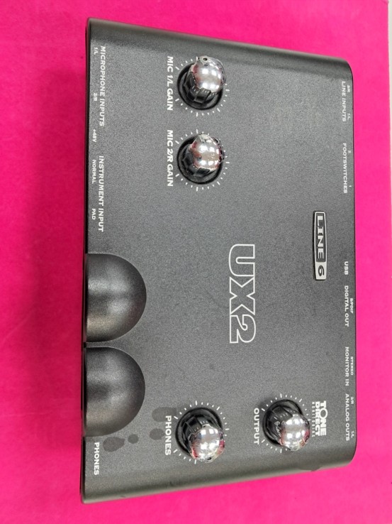 6-6-169006-2-Mesa DJ Line6 UX2