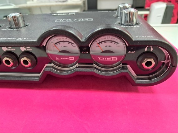 6-6-169006-3-Mesa DJ Line6 UX2