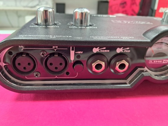 6-6-169006-4-Mesa DJ Line6 UX2