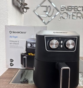 1-1-272653-1-Freidora De Aire SilverCrest 1.5L (Sin Uso)