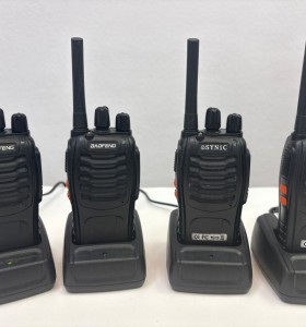 1-1-270806-1-Walkie Talkie 2 Synic 2 Baofeng