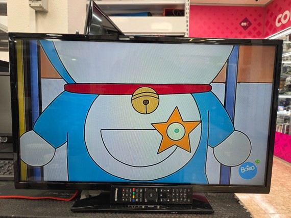 1-1-272703-2-Televisor LED Panasonic Tx32A300e Negra