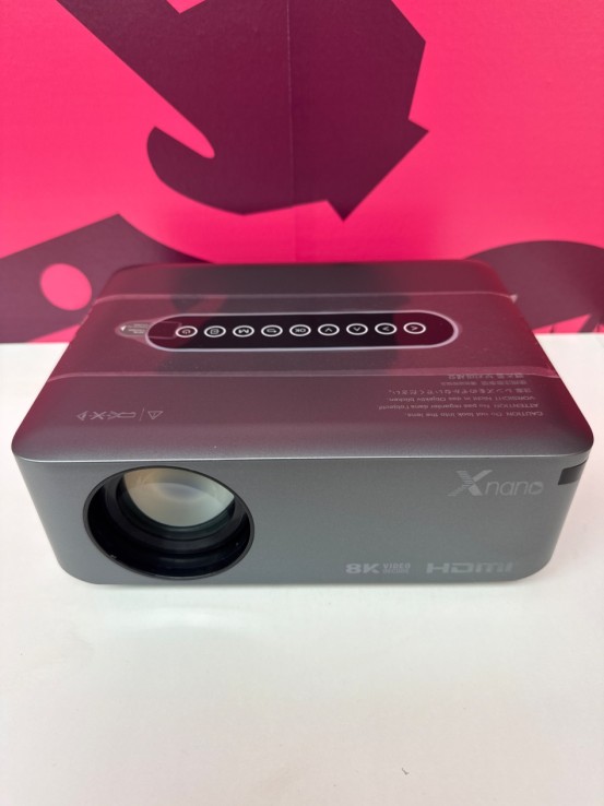 8-8-76746-2-Video proyectores xnano x1 (Sin uso)