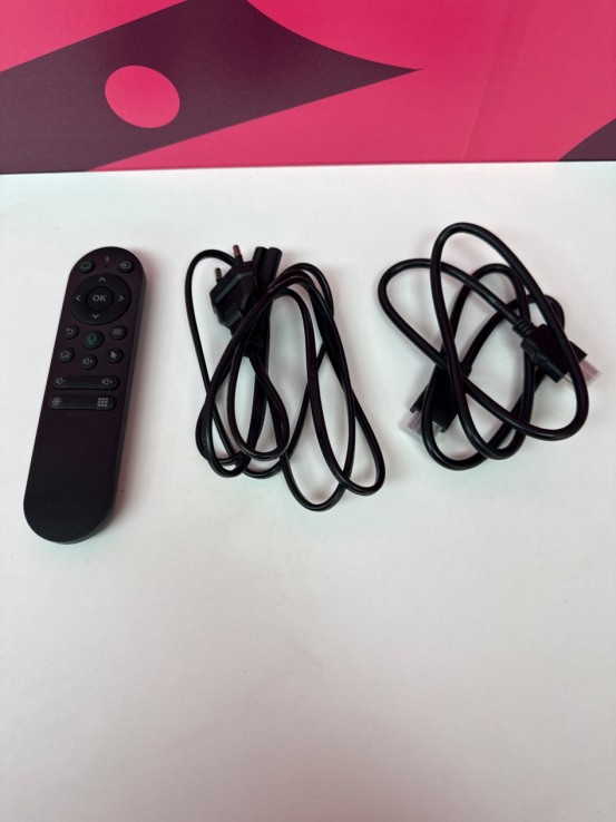 8-8-76746-4-Video proyectores xnano x1 (Sin uso)