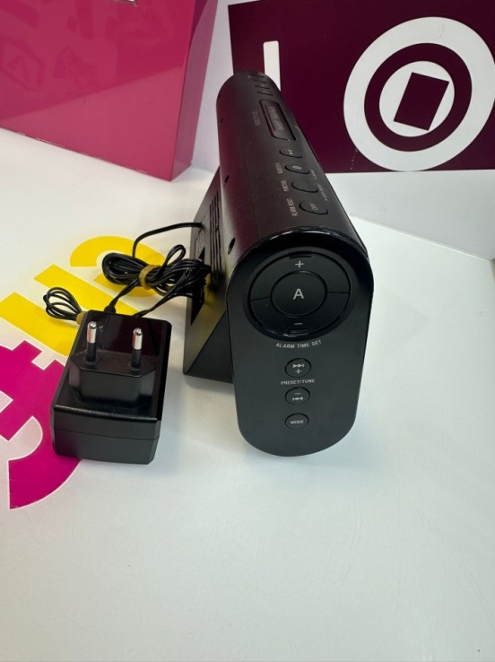 9-9-77564-4-Radio Portátil Sony Icf-cs20bt (bluethooth)