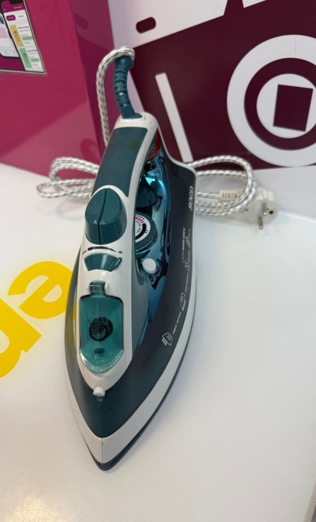 9-9-77618-5-Plancha Vapor Sogo Ss-6280g 2800w (sin Uso)