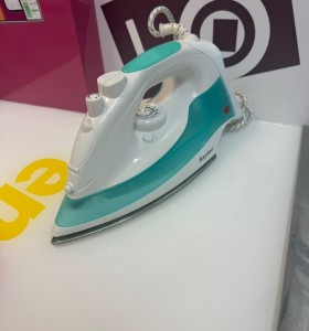 9-9-77581-1-Plancha Vapor Raydan 20077