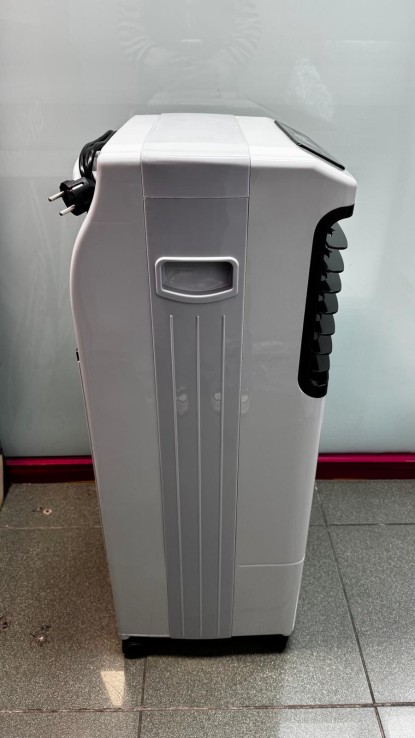 9-9-69011-6-Climatizador Evaporativo M Confort E1300c Frio calor