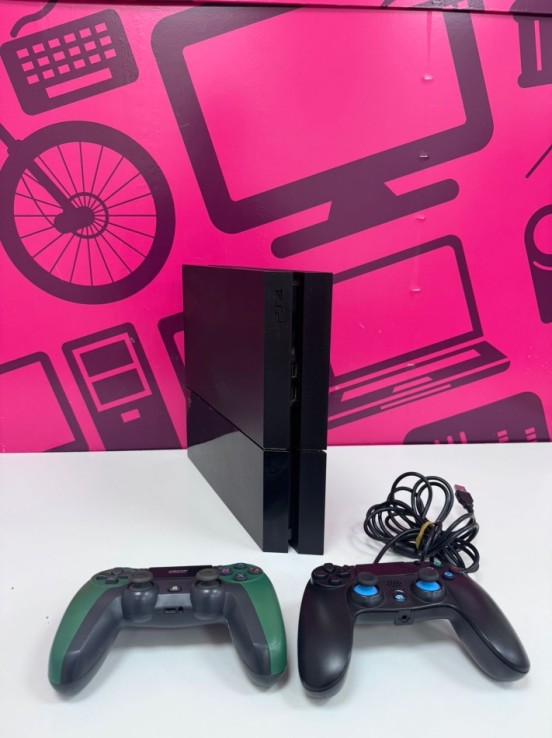 7-7-86178-2-Consola PS4 Fac