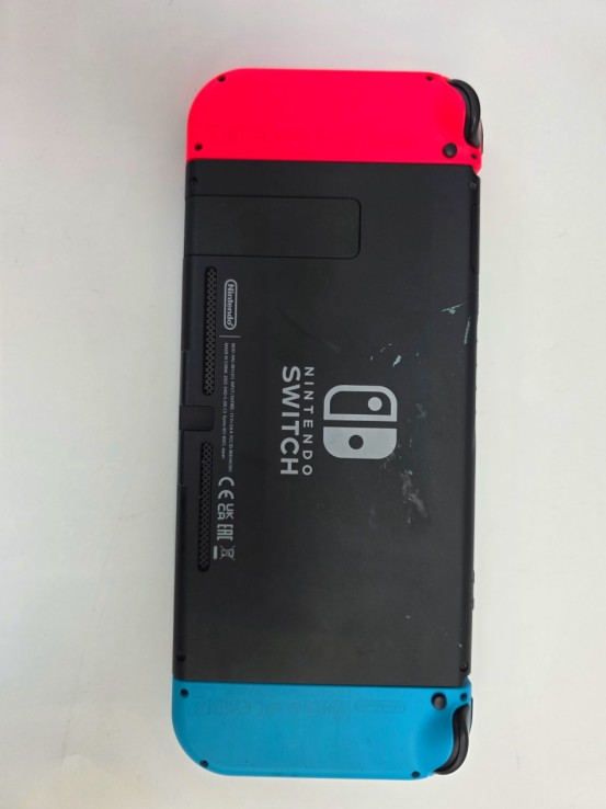 1-1-272850-3-Consola Nintendo Switch Hac 001