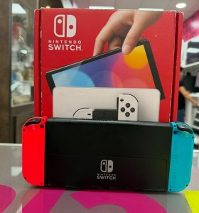 7-7-87312-1-Consola Nintendo Switch Oled 