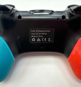 1-1-272852-1-Mando Pro Controller 2