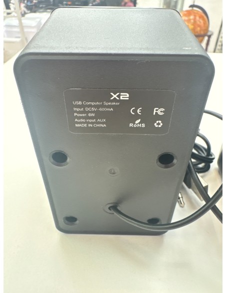 1-1-272883-2-Altavoces PC X2