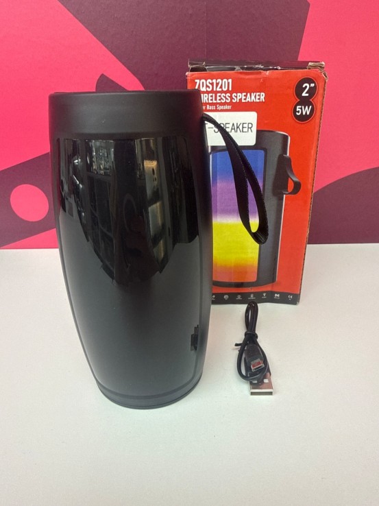 8-8-78227-1-Altavoz Portatil Bluetooth ZQS1202