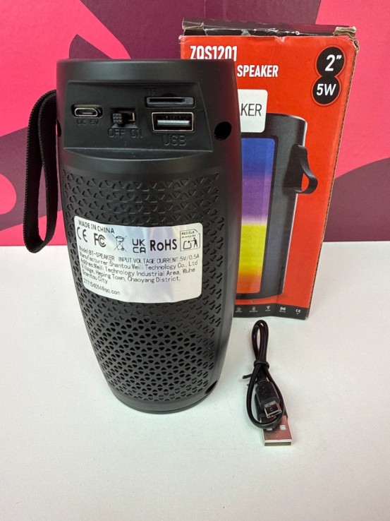 8-8-78227-4-Altavoz Portatil Bluetooth ZQS1202