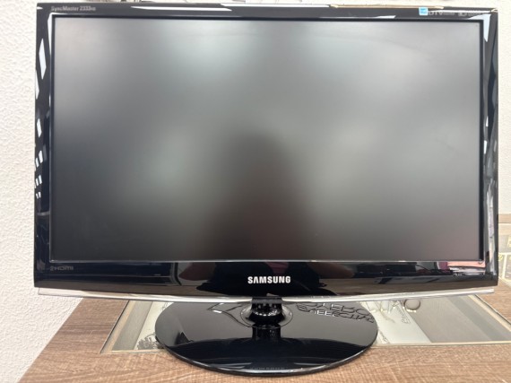 1-1-272907-1-Monitor LED Samsung 2333HD