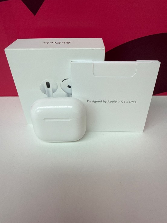 8-8-78209-1-Auriculares Apple AirPods 4.ª gen a3050