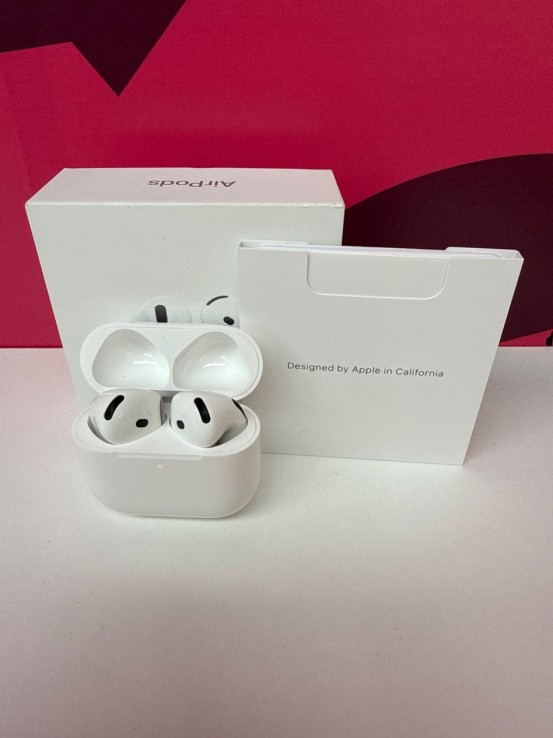 8-8-78209-2-Auriculares Apple AirPods 4.ª gen a3050