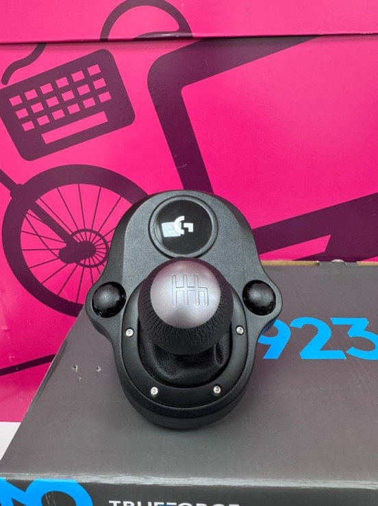 7-7-87358-5-Accesorio Xbox One Volante Logitech G923