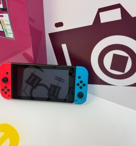 9-9-76747-1-Consola Nintendo Switch Hac-001