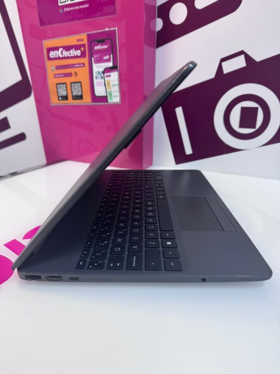 9-9-77625-2-Ordenador Portátil Hp 255 G8 8gb Ram 256gb Amd 3020e Radeon 