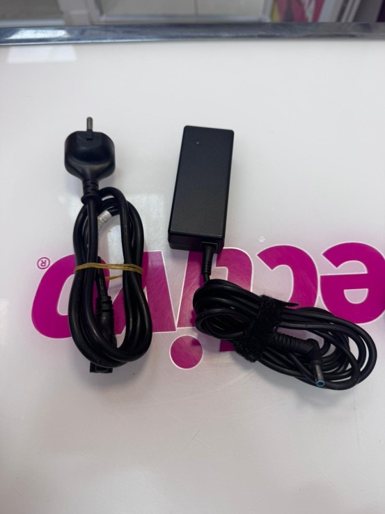 9-9-77625-6-Ordenador Portátil Hp 255 G8 8gb Ram 256gb Amd 3020e Radeon 