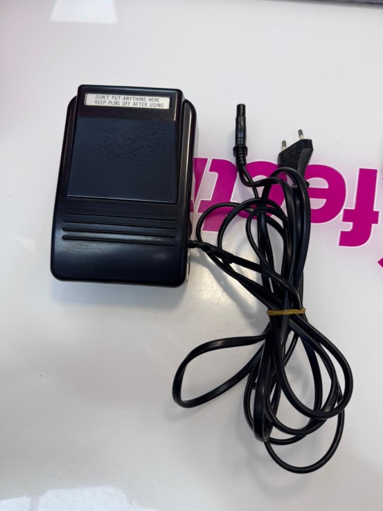 9-9-76688-6-Maquina Coser Pfaff Hobby 1020