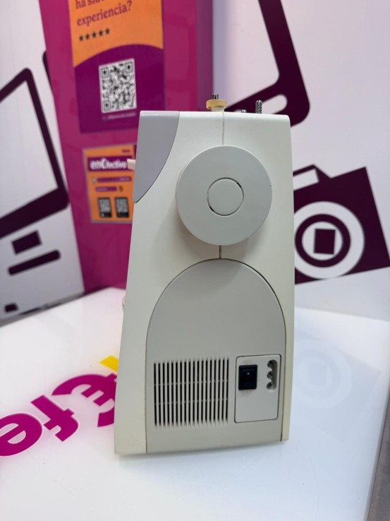 9-9-76688-7-Maquina Coser Pfaff Hobby 1020