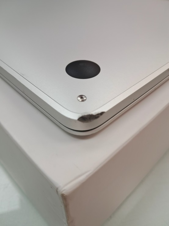 6-6-167909-5-Ordenador Portátil Apple Macbook Pro 13 I5 8 256 2019 