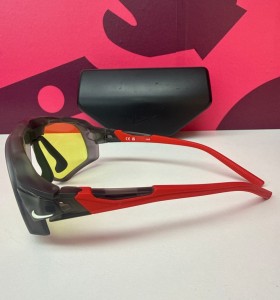 8-8-78089-1-Gafas de sol caballero Nike Flyfree  2