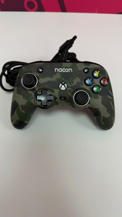 7-7-87404-2-Mando Xbox Nacon