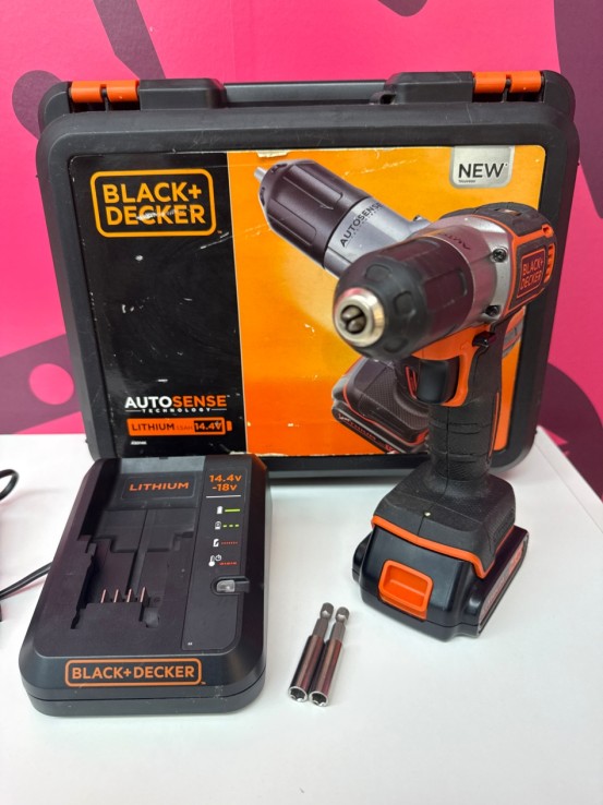 8-8-77971-1-Taladro A Bateria BlackDecker ASD14