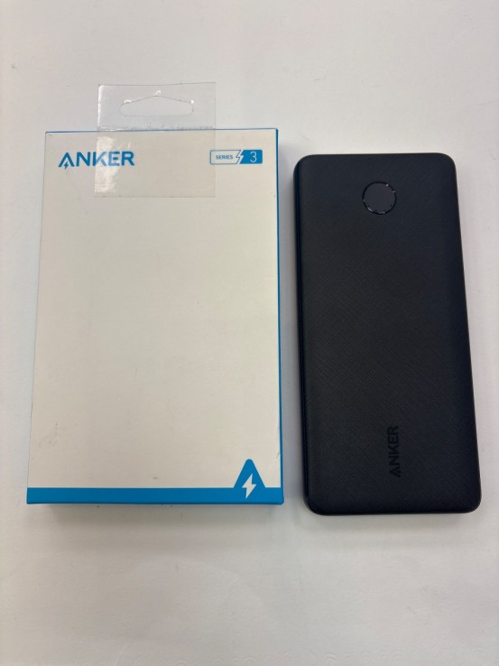 1-1-273059-1-Cargador Portatil Anker 10000Mah (Sin Uso)