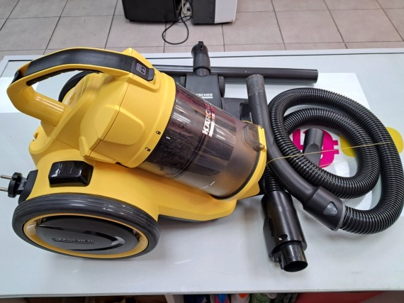6-6-166684-1-Aspirador Sin Bolsa Karcher VC3