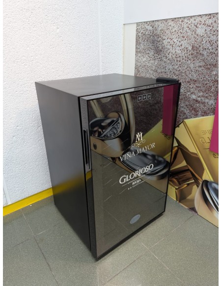 6-9-66685-2-Vinoteca Cave Vinum