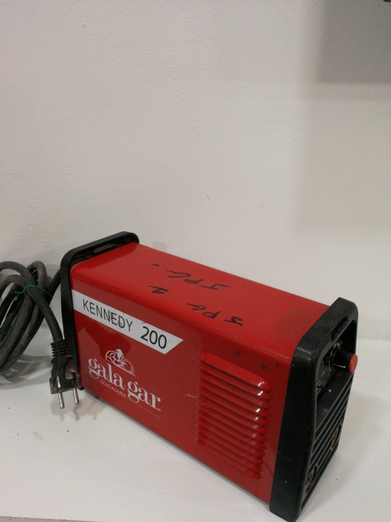 6-6-145483-1-Maquinaria Industrial Soldador Kennedy 200