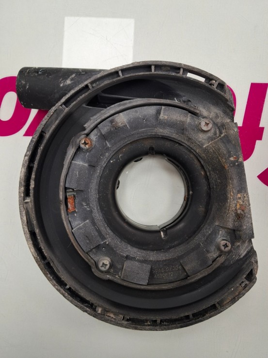 6-6-166756-9-Radial Makita Ga9020r 2200w