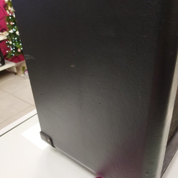 6-6-166645-4-Amplificador Guitarra Blackstar ID260