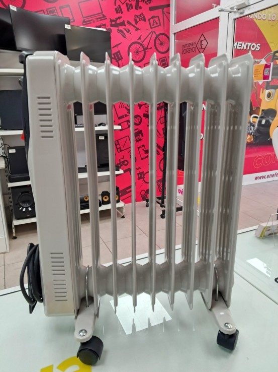 6-6-167994-2-Radiador Aceite FM BR20 SIN USO